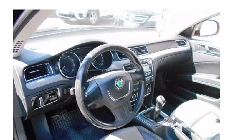 Skoda Superb 2008 - 1