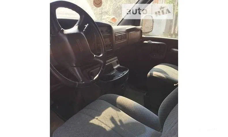 GMC Savana 2001 - 6