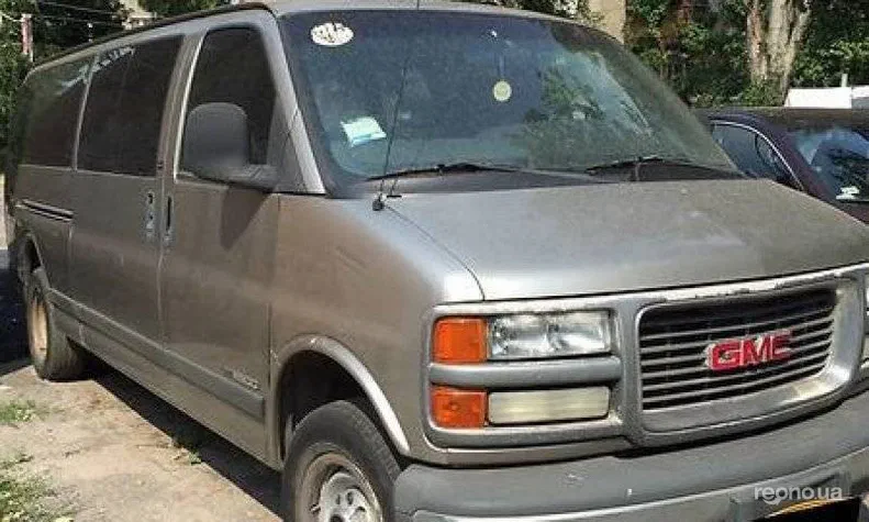 GMC Savana 2001 - 9
