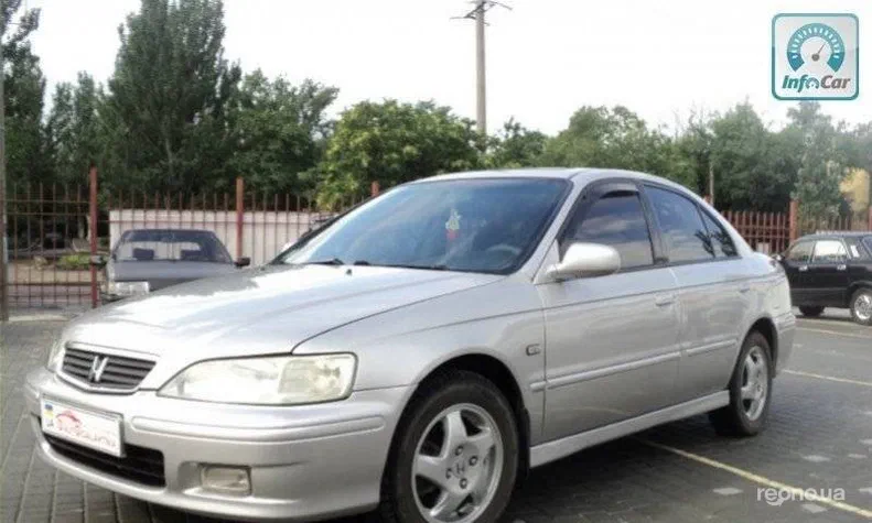 Honda Accord 1999 - 4