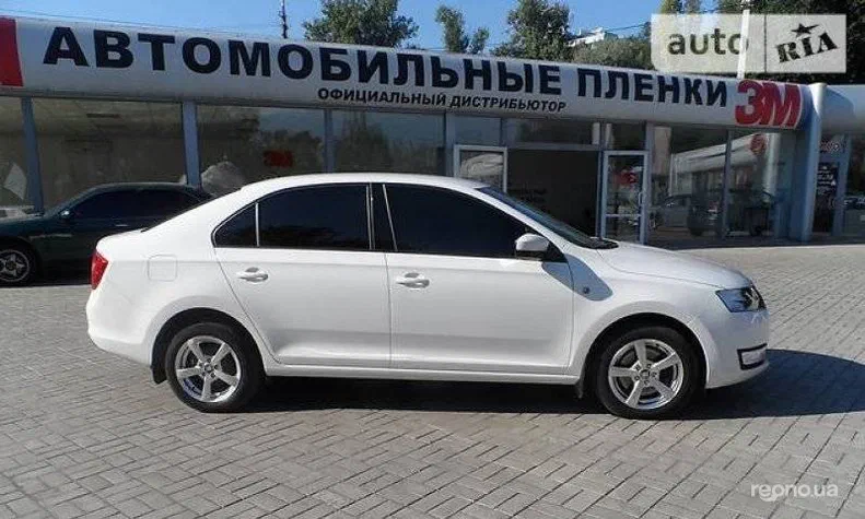 Skoda Rapid 2013 - 1