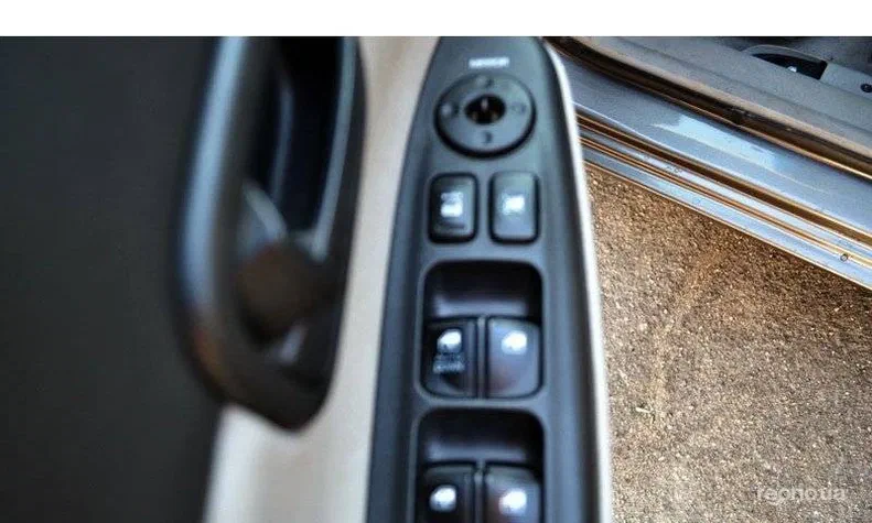 Hyundai Accent 2008 - 10