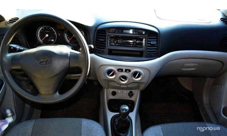 Hyundai Accent 2008 - 13