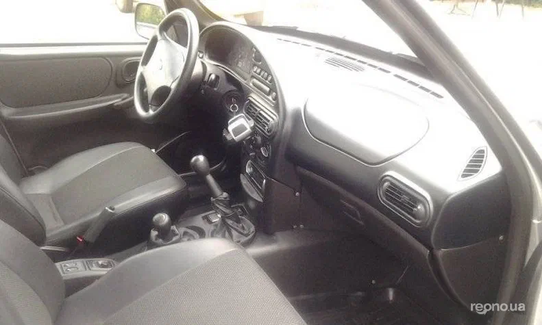 Chevrolet Niva 2007 - 3