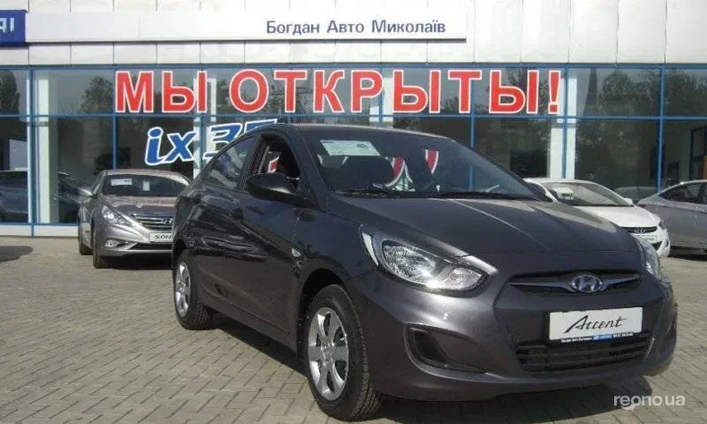 Hyundai Accent 2013 - 1