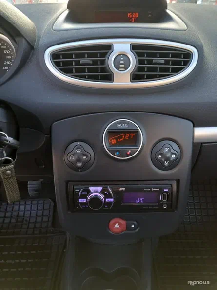 Renault Clio 2006 - 10