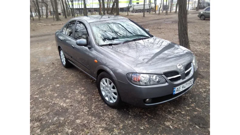 Nissan Almera 2003