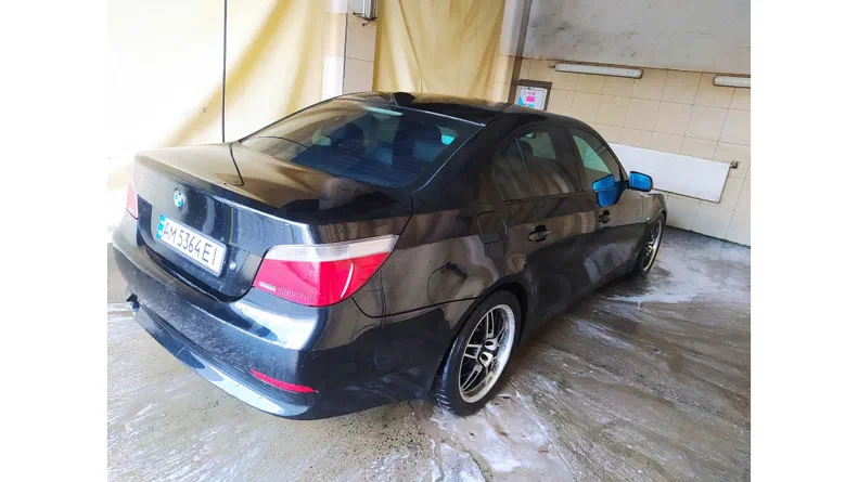 BMW 5 серии 2005