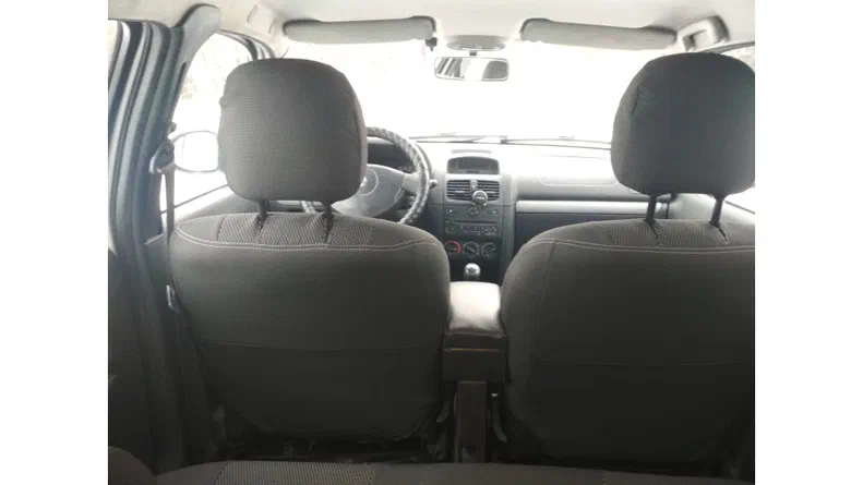 Renault Clio 2011 - 22