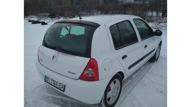 Renault Clio 2011 - 25