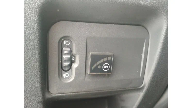 Renault Clio 2011 - 9