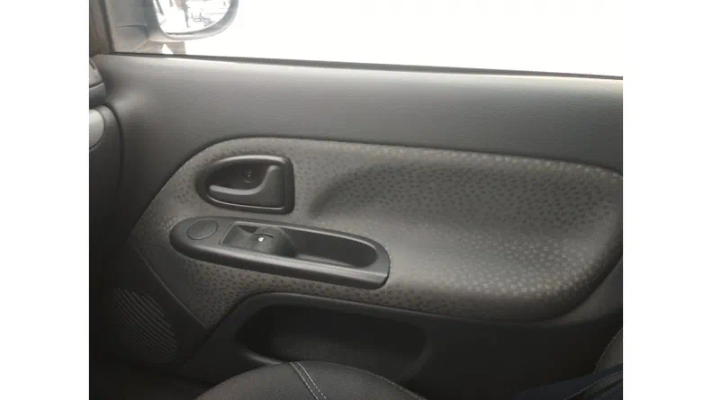 Renault Clio 2011 - 5