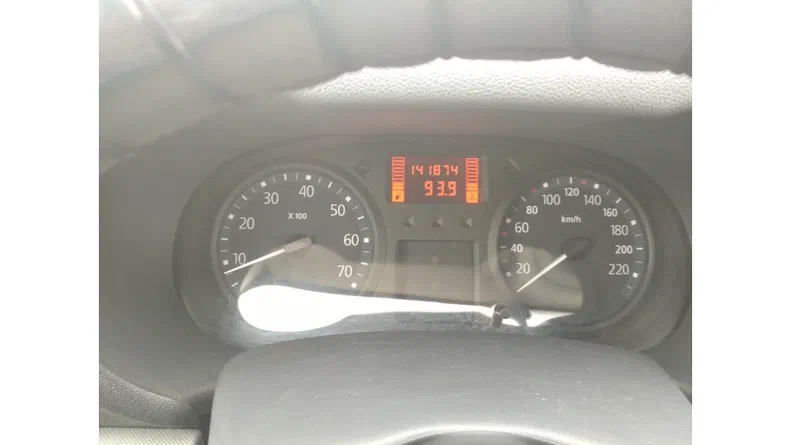 Renault Clio 2011 - 50