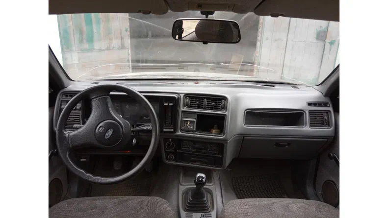 Ford Sierra 1988 - 6