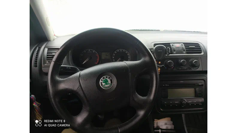Skoda Fabia 2008 - 9