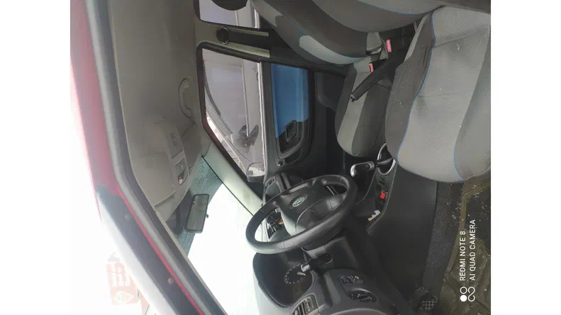 Skoda Fabia 2008 - 5