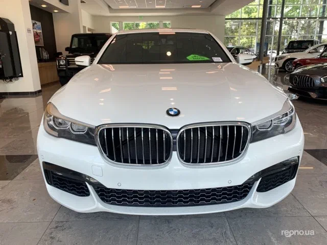 BMW 7 серии 2018