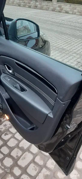 Renault Scenic 2011 - 18