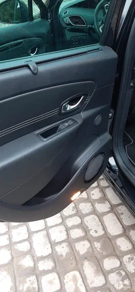 Renault Scenic 2011 - 6