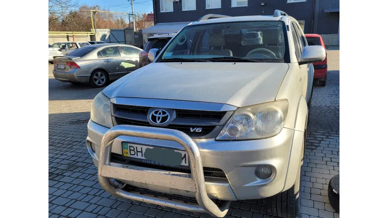 Toyota Fortuner 2007