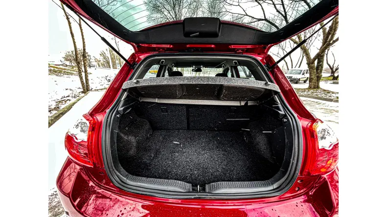 Toyota Auris 2012 - 9