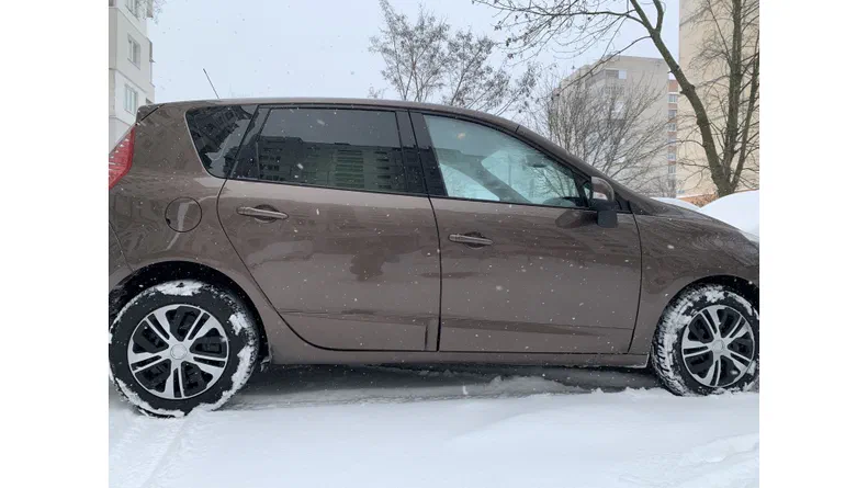 Renault Scenic 2010 - 5