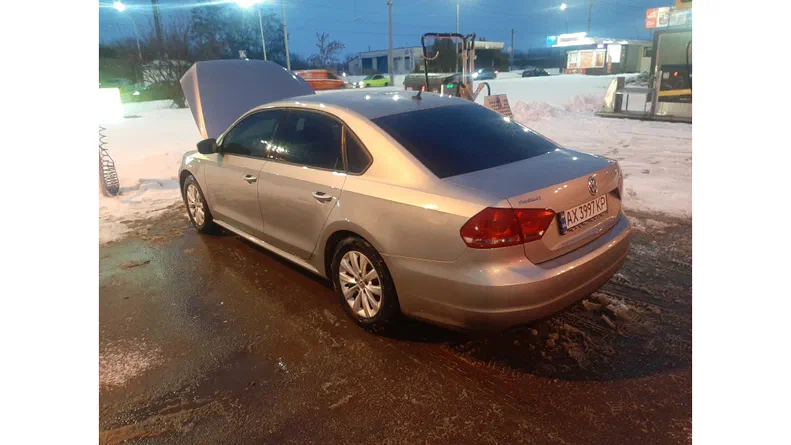 Volkswagen Passat 2012 - 5