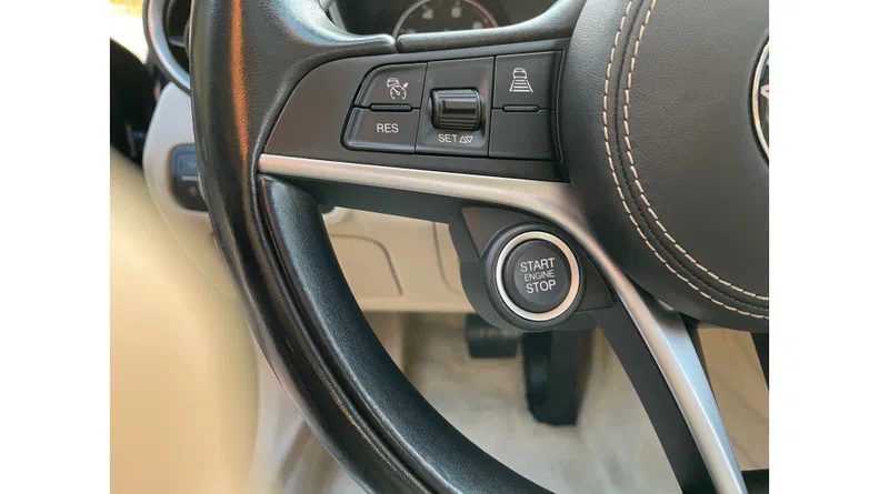 Alfa Romeo Giulia 2017 - 18