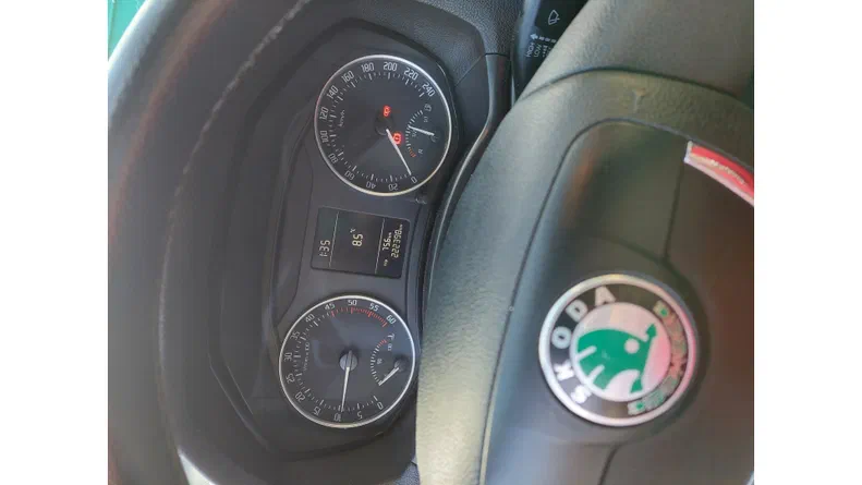 Skoda Octavia 2010 - 6