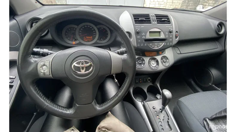 Toyota RAV4 2006