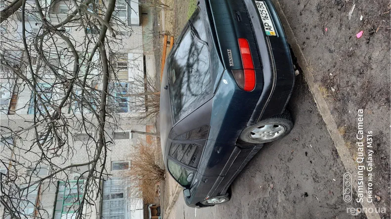 Renault Safrane 1998