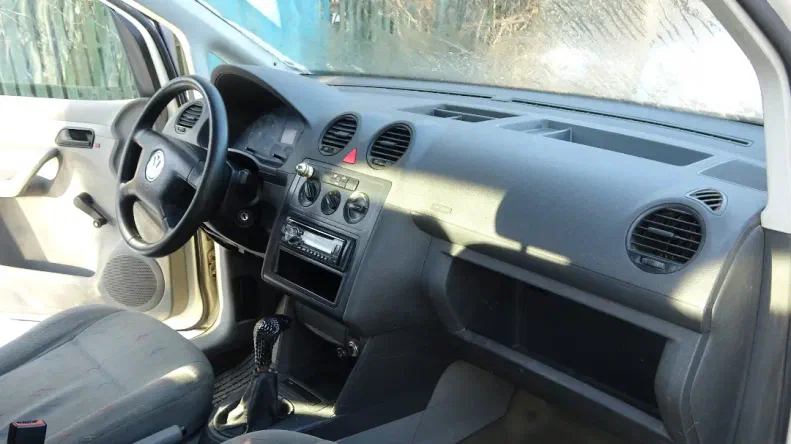 Volkswagen Caddy 2005 - 7