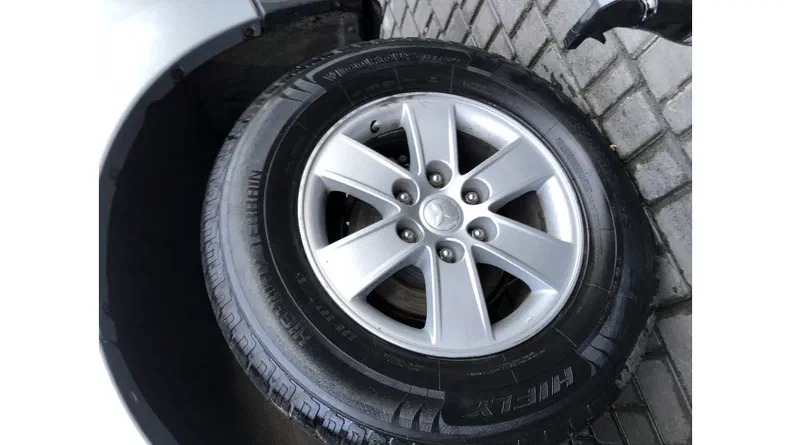 Mitsubishi Pajero 2009 - 11