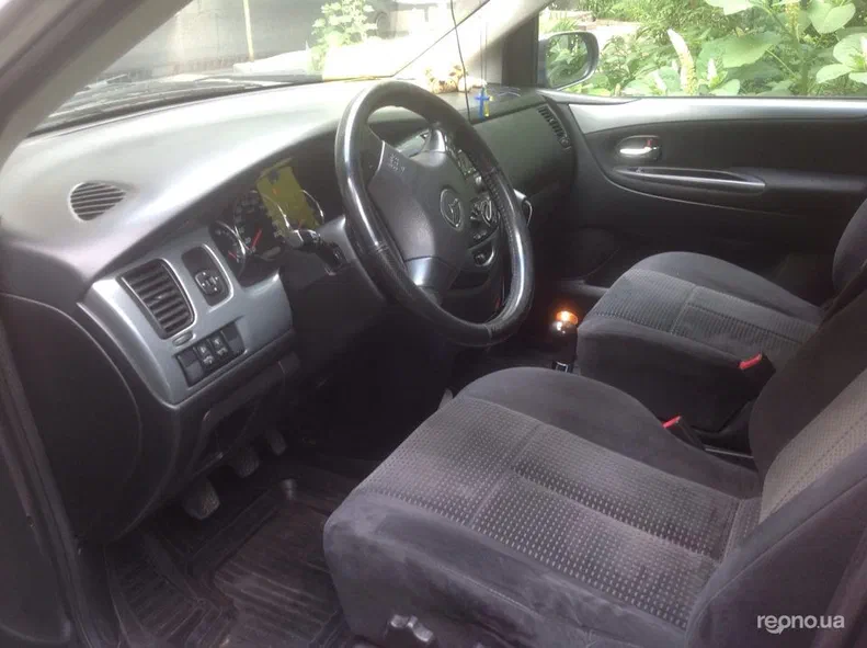 Mazda MPV 2005