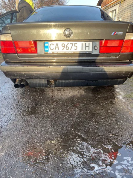 BMW 5 серии 1990