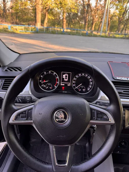 Skoda Rapid 2015 - 10