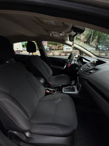 Ford Fiesta 2017 - 15