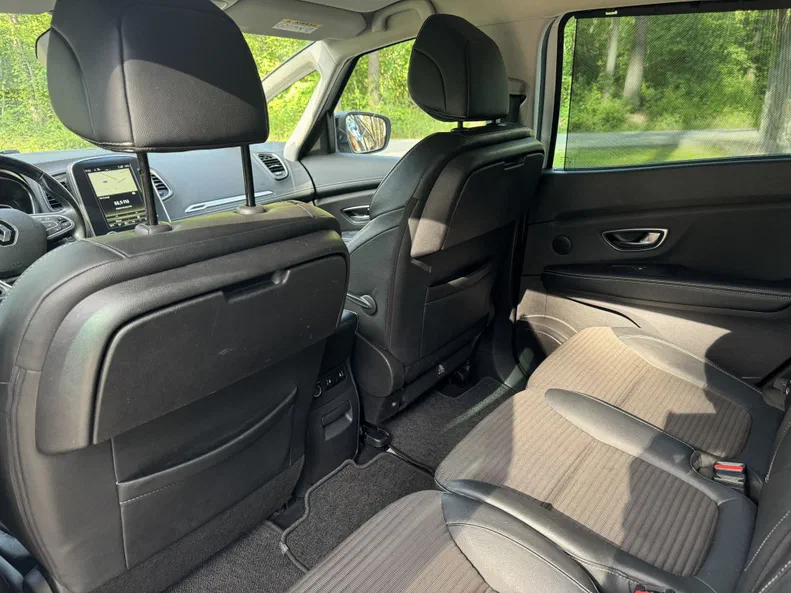 Renault Scenic 2017 - 12
