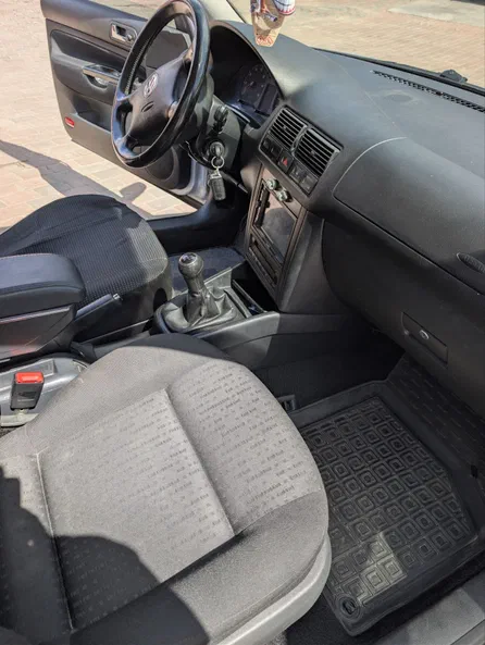 Volkswagen Golf 2006 - 21