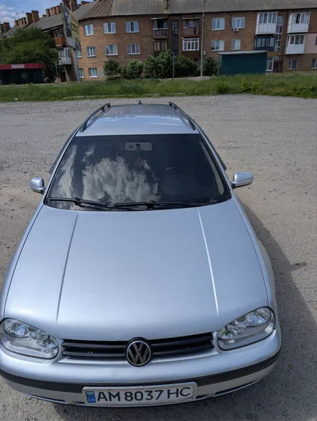 Volkswagen Golf 2006 - 1