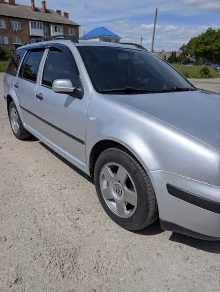 Volkswagen Golf 2006 - 7