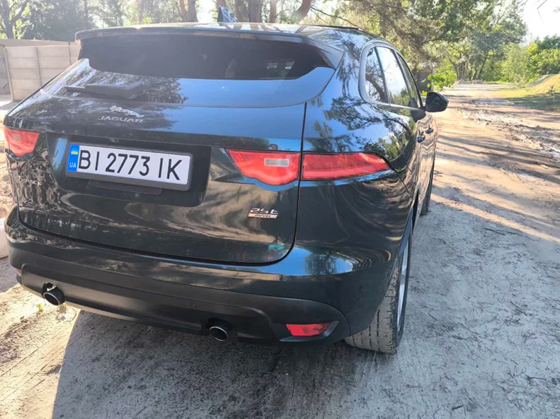 Jaguar F-Pace 2018 - 1