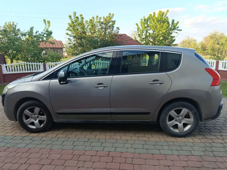 Peugeot 3008 2010 - 3