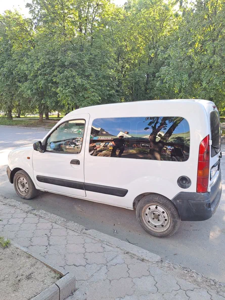 Renault Kangoo 2004 - 4