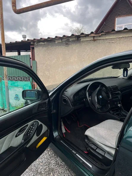BMW 5 серія 1999 - 7