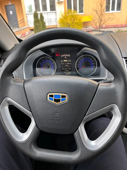 Geely Emgrand 7 2017 - 5