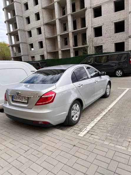 Geely Emgrand 7 2017 - 8