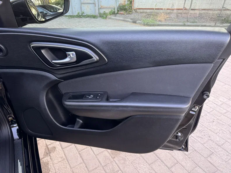 Chrysler 200 2016 - 9