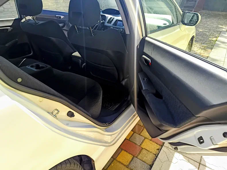 Honda Civic 2009 - 12