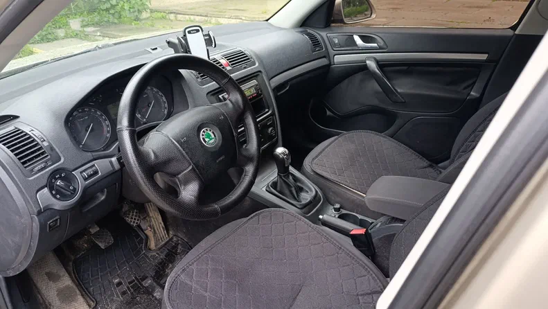 Skoda Octavia 2005 - 6